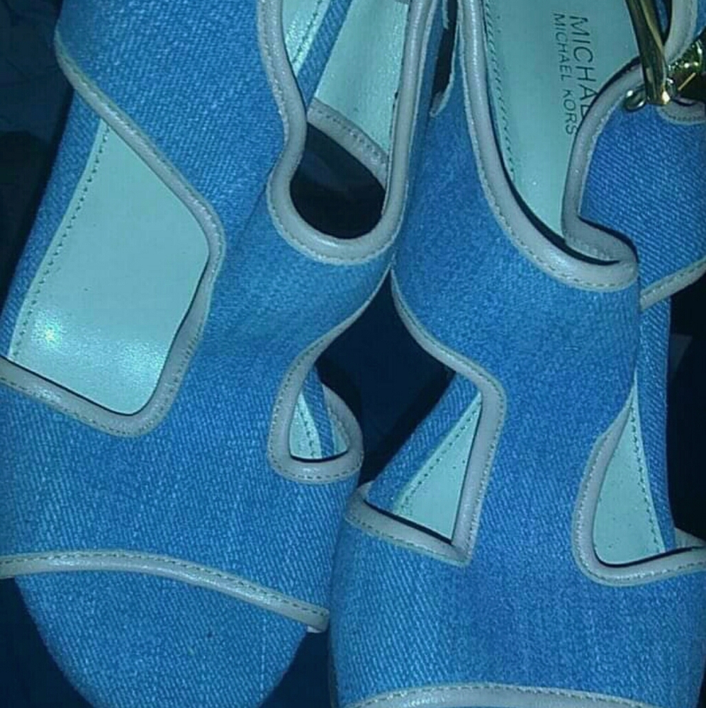 Michael kors wedges